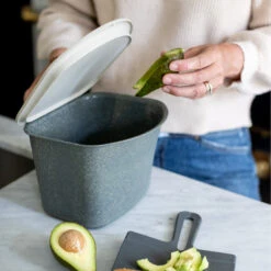 Koziol Tafelprullenbak Bibo Grijs -Aanbiedingen Keuken Kla Winkel 7605 bibo 7250 snap s 701 os