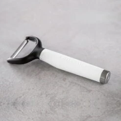 KitchenAid Dunschiller Classic 18 Cm - White -Aanbiedingen Keuken Kla Winkel KitchenAid obierak Y do szparagow CLASSIC White KCG145OHWHE 5057982066086